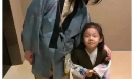 娱乐圈吃瓜爆料漫画,揭秘幕后真相的吃瓜漫画